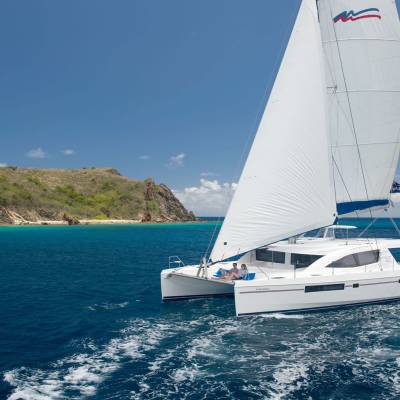 Private yacht charter