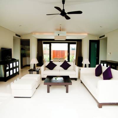 Grand Beach Villa