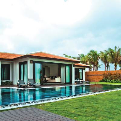 Grand Beach Villa