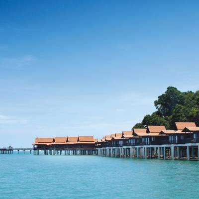 Premier Chalet on water