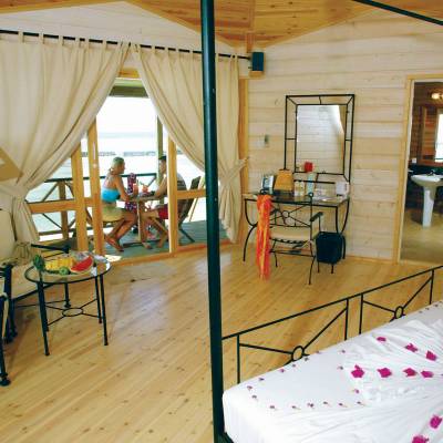 Jacuzzi Beach Villa