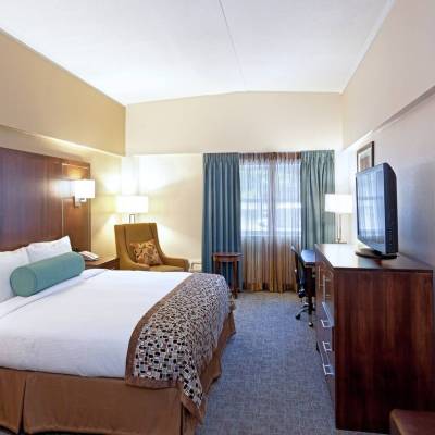 DoubleTree by Hilton Hotel Cape Cod – Hyannis
