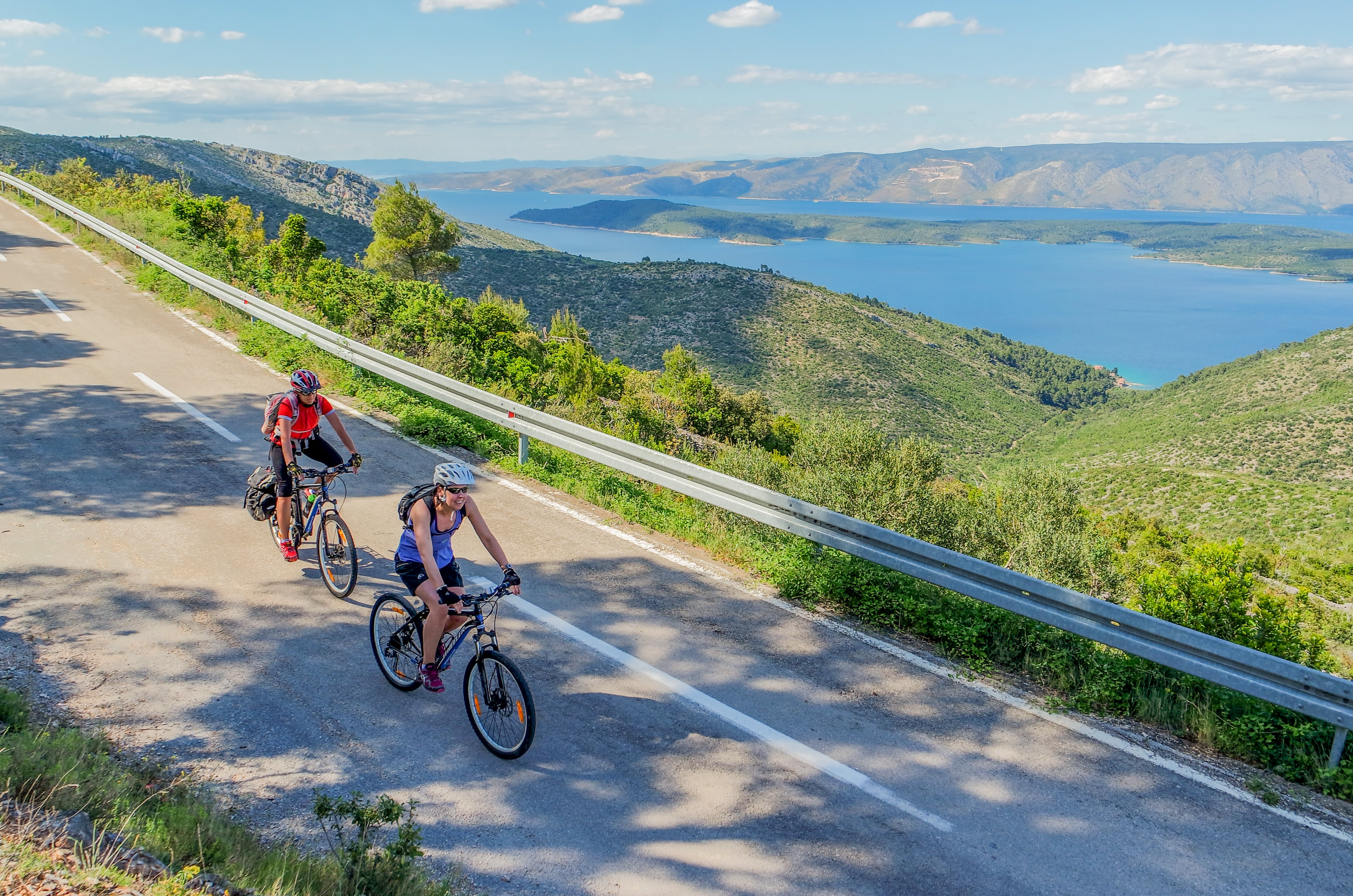 Clifftop Trails & Seaside Spins: 5 Scenic Coastal Trips in Europe