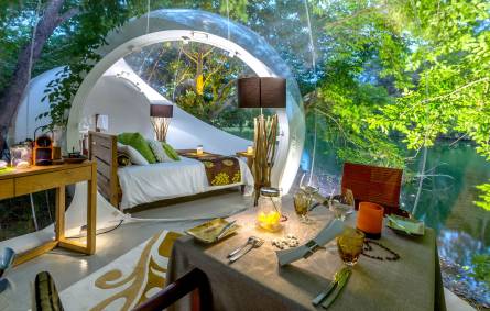 Double bedroom suite at Bubble Lodge