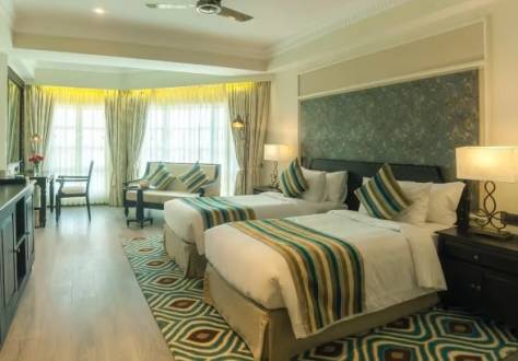 Discover South India – Premium Adventure