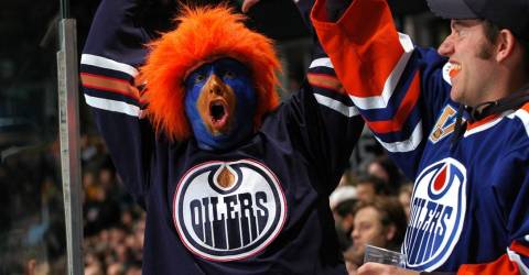 Canada - Edmonton Oilers fans.jpg