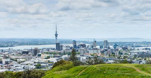 Stadsutsikt över Auckland från Mount Eden, Nya Zeeland