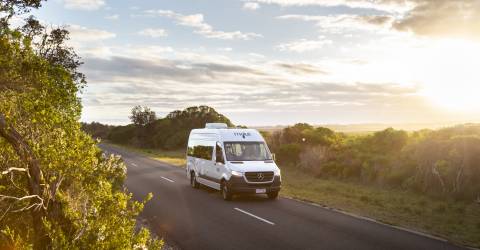 ultima plus top picture maui autocamper new zealand motorhome campervan