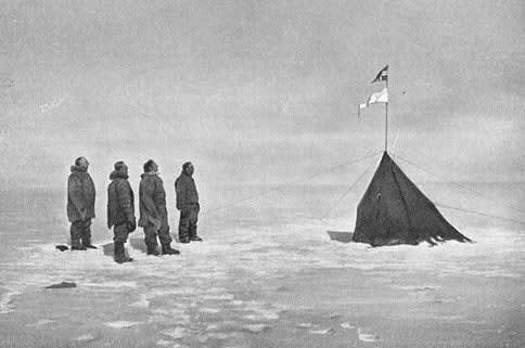 Roald Amundsen, Helmer Hanssen, Sverre Hassel and Oscar Wisting (l–r) at 