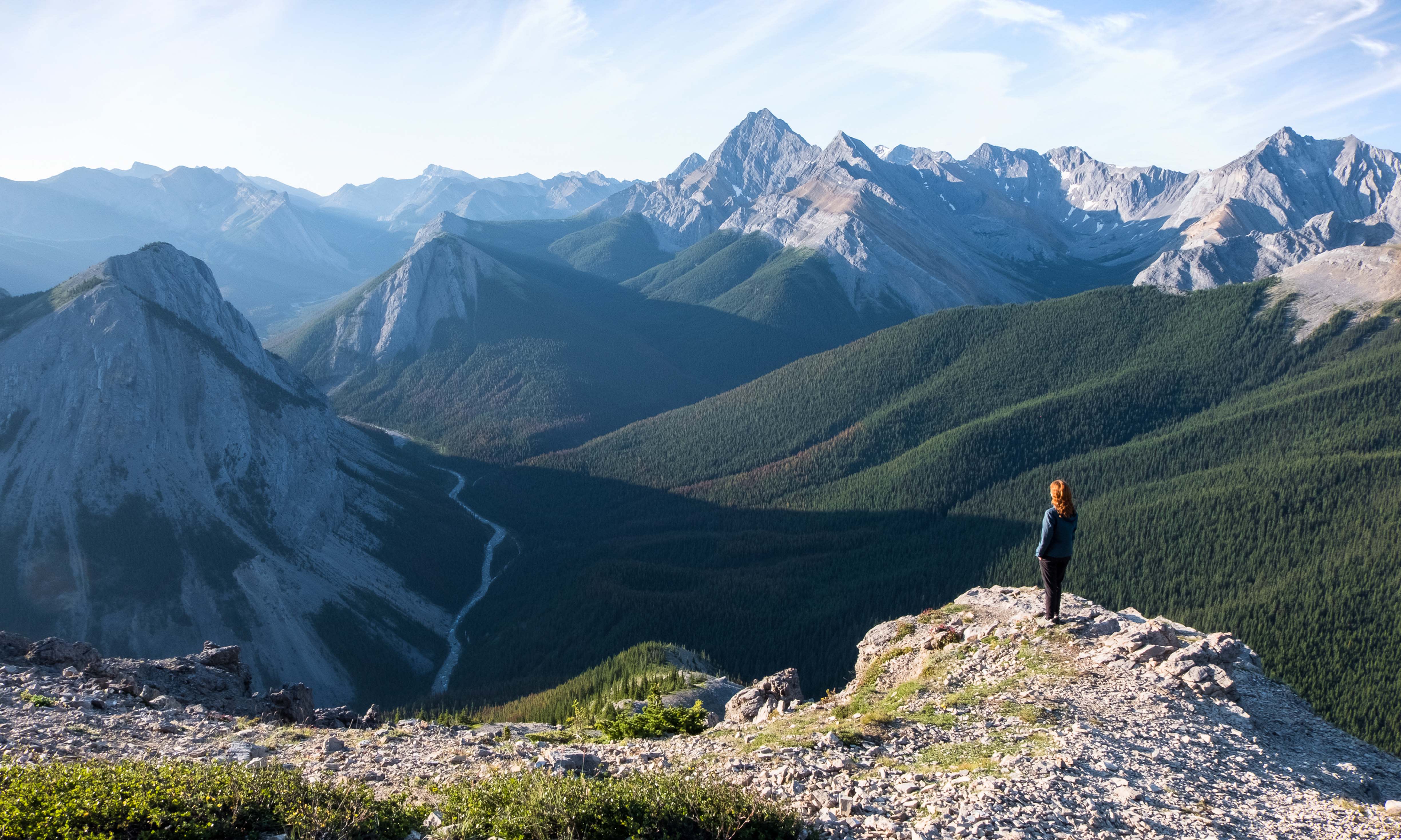 The Sulphur Skyline, Canada