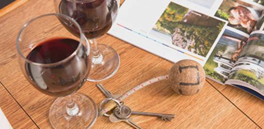 Salsa B interior and saloon