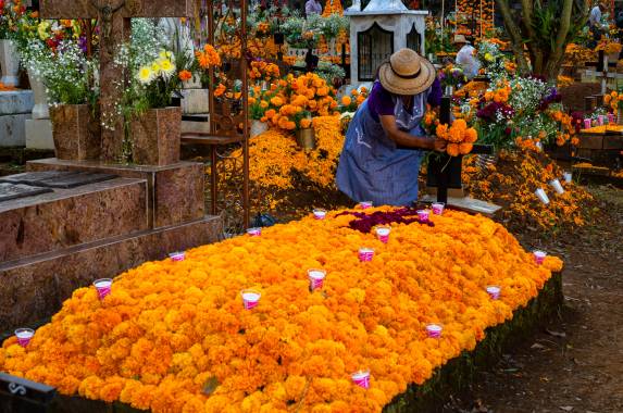 Mexico: Maya, Aztecs & Conquistadors Day of the Dead Festival (Romerillo)