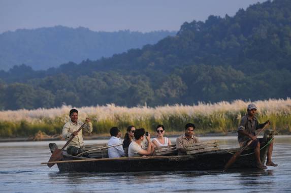 Barahi Jungle Lodge Rapti River Boat Safari