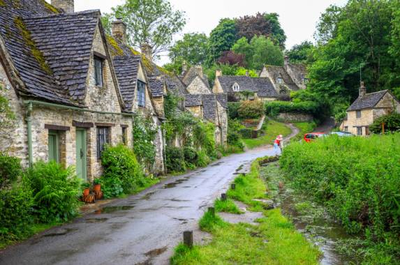 Walking the Cotswolds – Private Group Adventure