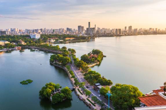 Vietnam & Angkor – Premium Adventure