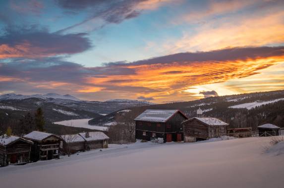 Cross-Country Skiing in Skåbu, Norway