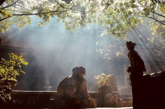 Signature Vietnam | In Fabric & Folklore