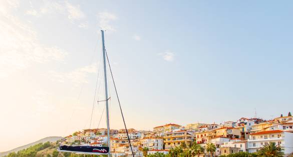 The Best Time to Sail in Greece