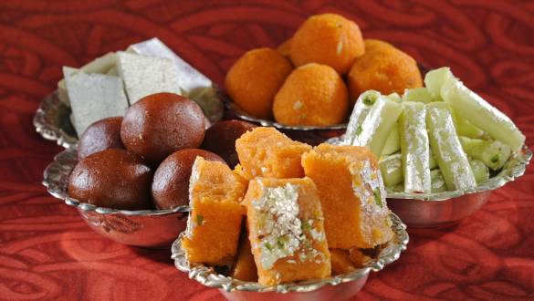 How to Celebrate Diwali in India