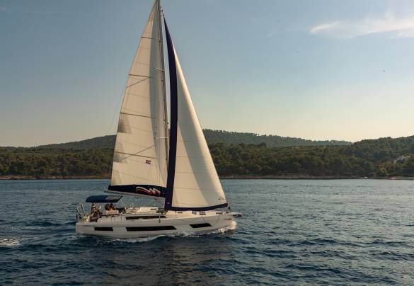 Moorings 44.4 – Monocoque 4 cabines
