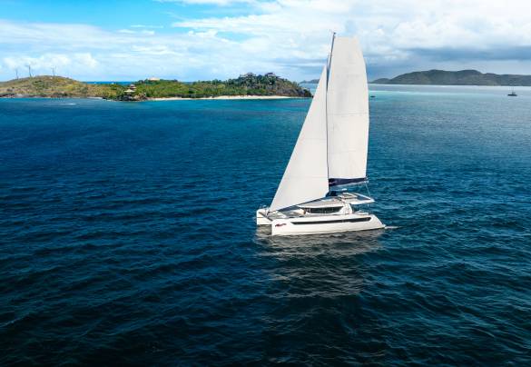 Moorings Crewed 5200 – 6 Cabin Catamaran