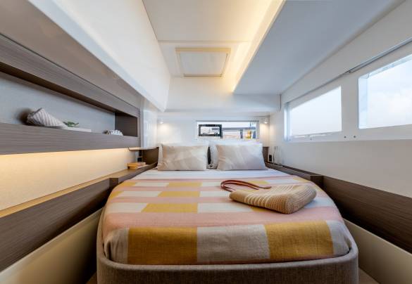 Moorings 4300 – 3 Cabin Catamaran