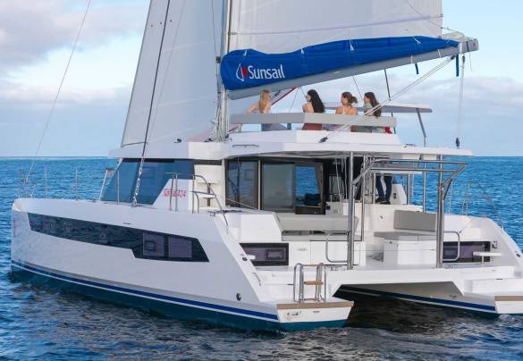 Sunsail 424 – 4 Cabin Catamaran