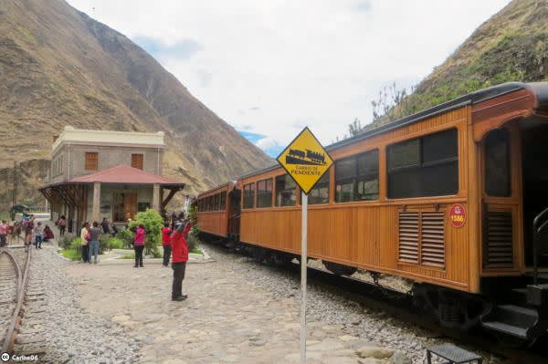 Ride the Devil's Nose Train