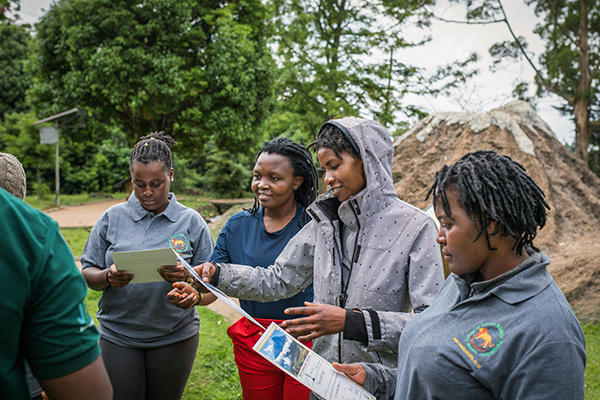 Lioness guides on Kilimanjaro