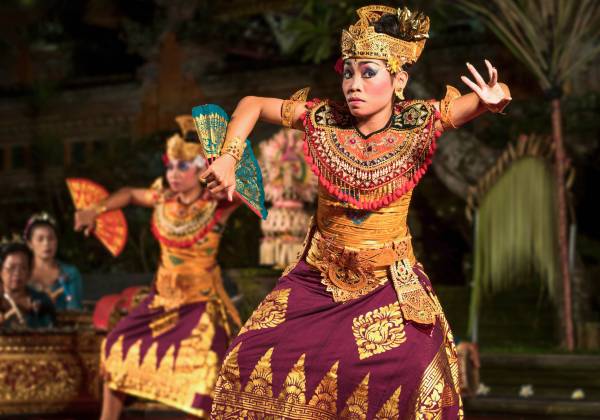 Java, Indonesian Borneo & Bali: Culture, Wildlife & Nature