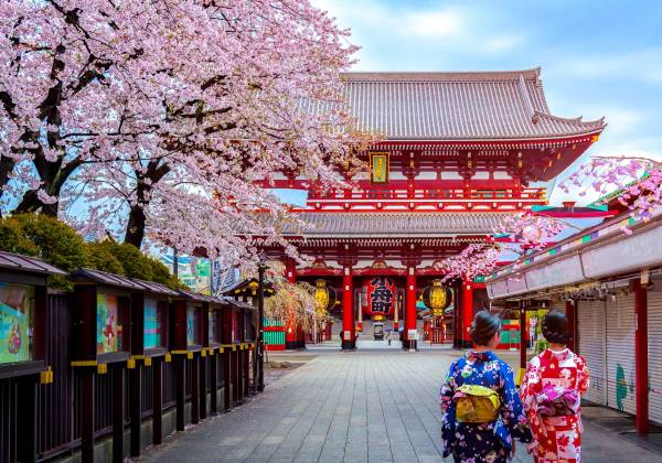 Two women wearing the traditional Japanese kimono at Sensoji Temple in Tokyo, Japan