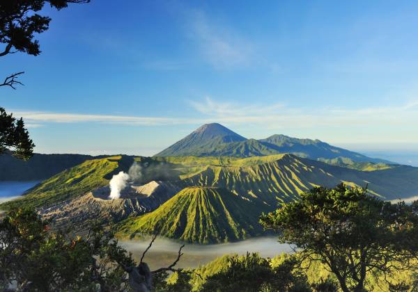 Java, Indonesian Borneo & Bali: Culture, Wildlife & Nature