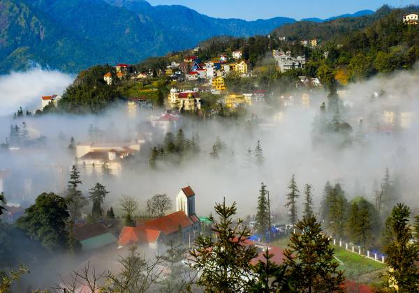Vietnam: Legendary Landscapes
