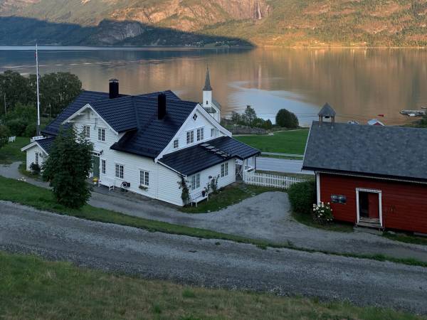 Walking the Fjords (2026)