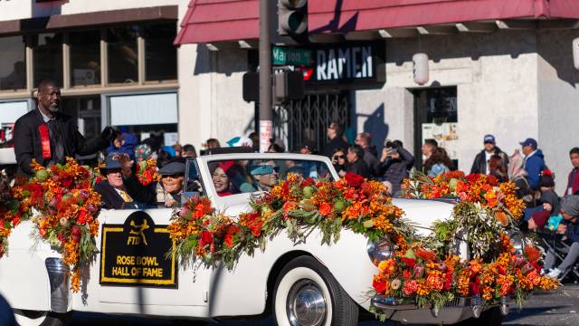Rose Parade & Mexican Riviera Cruise