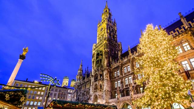 German-Christmas-Markets-Vacation-YMT