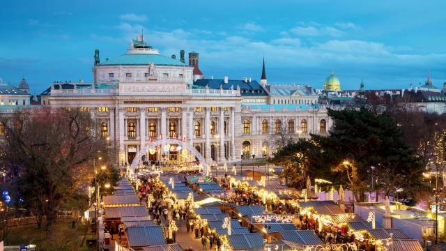 Christmas Markets Along The Danube River
