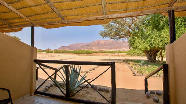 Discover Namibia – Lodges