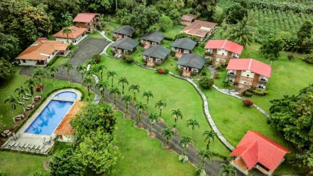 Discover Costa Rica – with Dominical