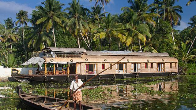 Cycle the Coast of Kerala