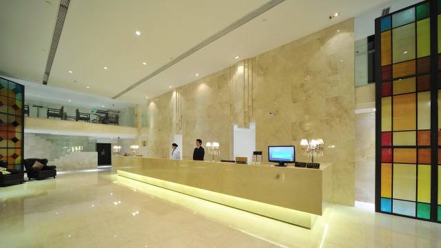 Shanghai Kingtown Plaza lobby