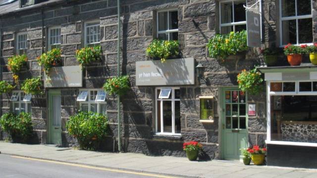 Yr Hen Fecws, Porthmadog