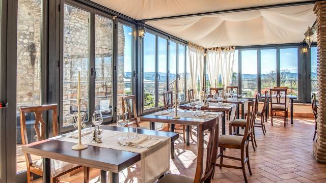 Rome, Assisi & Magical Umbria – Premium Adventure