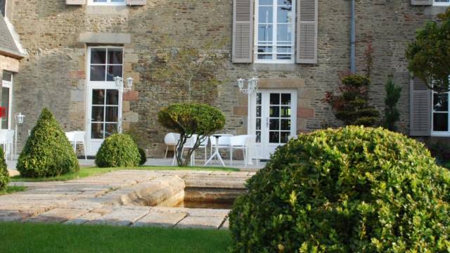 Cycle Northern France: Brittany to Normandy