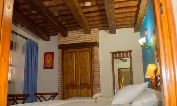 Colombia: Culture, Coffee & Caribbean
