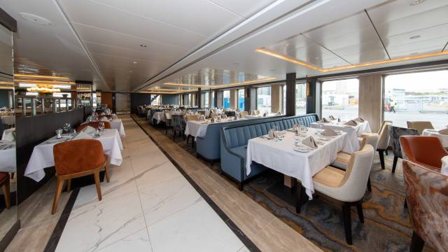 Antarctic Express: Cruise South, Fly North