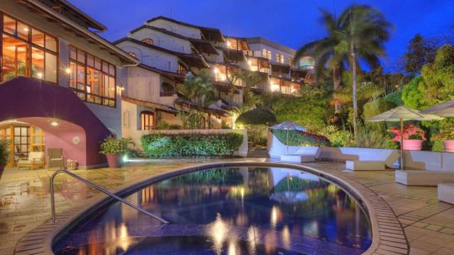 Wild Costa Rica – Premium Adventure
