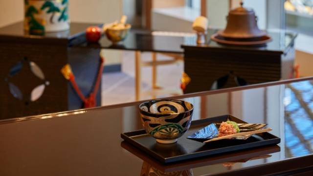 Signature Japan | Through Temples & Time