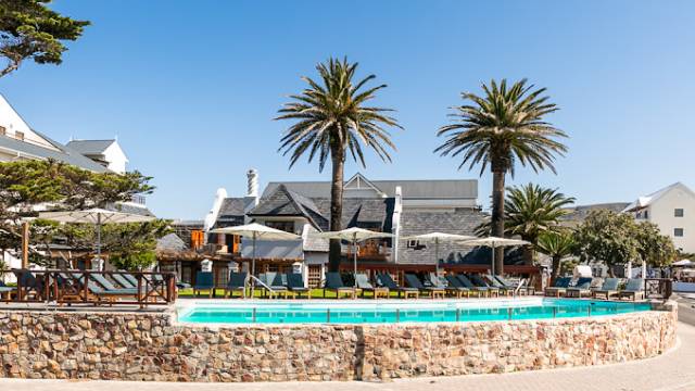 Signature South Africa | Wild Coasts & Winelands