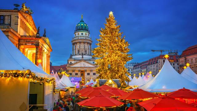 German-Christmas-Markets-Vacation-YMT